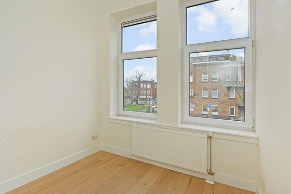 Medium property photo - Van Musschenbroekstraat 143, 2522 AL Den Haag